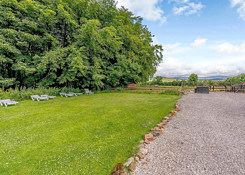 Calthwaite Hall Lodges