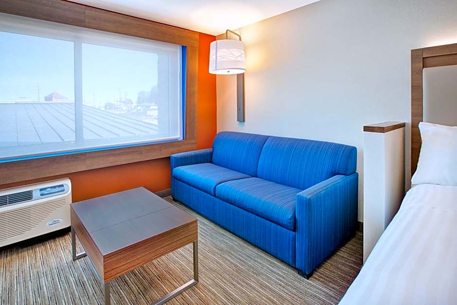 Holiday Inn Express & Suites New Castle By IHG