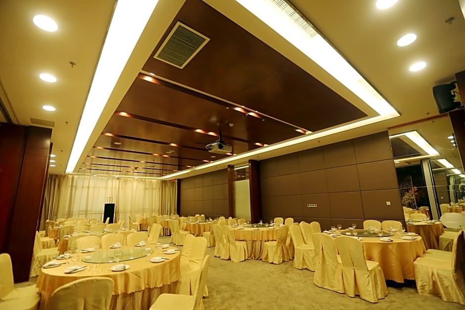 Ramada Plaza Chuzhou