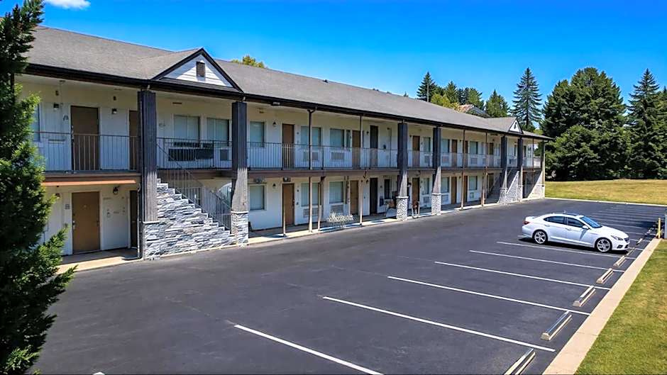Brentwood inn & Suites - Lynchburg
