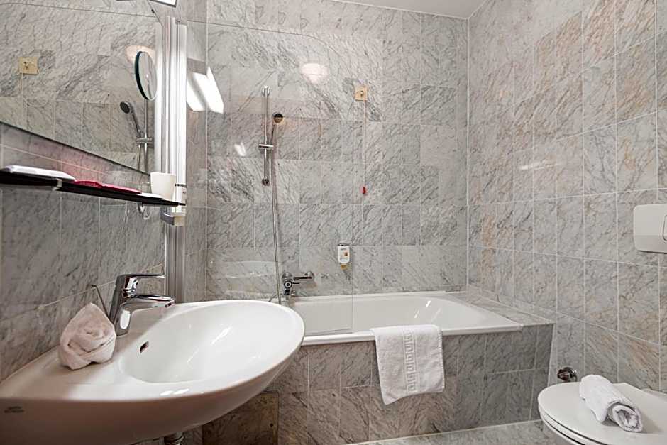 Hotel Germania Gastein - ganzjährig inklusive Alpentherme Gastein