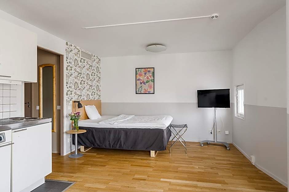 2Home Hotel Apartments