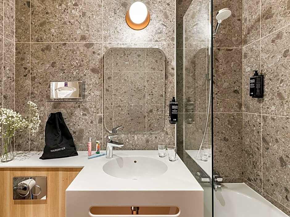 ibis Styles Annecy Gare Centre