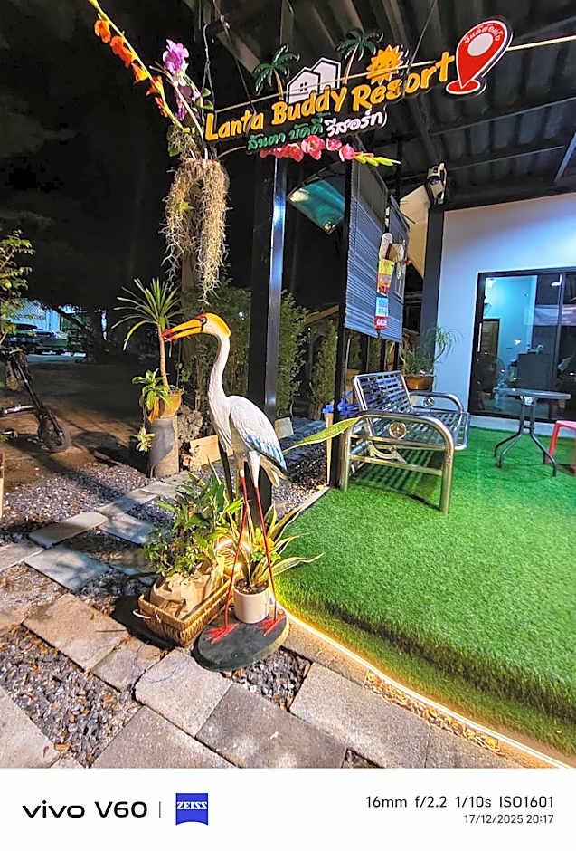 Lanta Buddy Resort , Long Beach