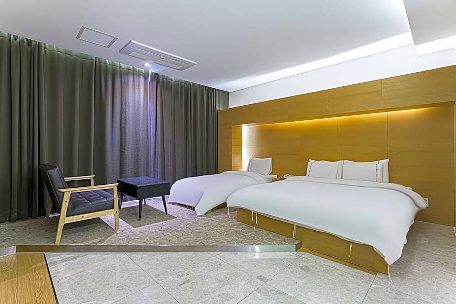 Business Design Hotel Luv