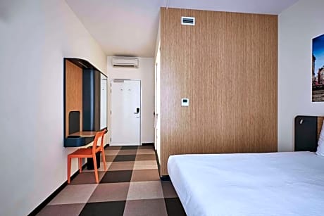 Superior Room with Disability Access 