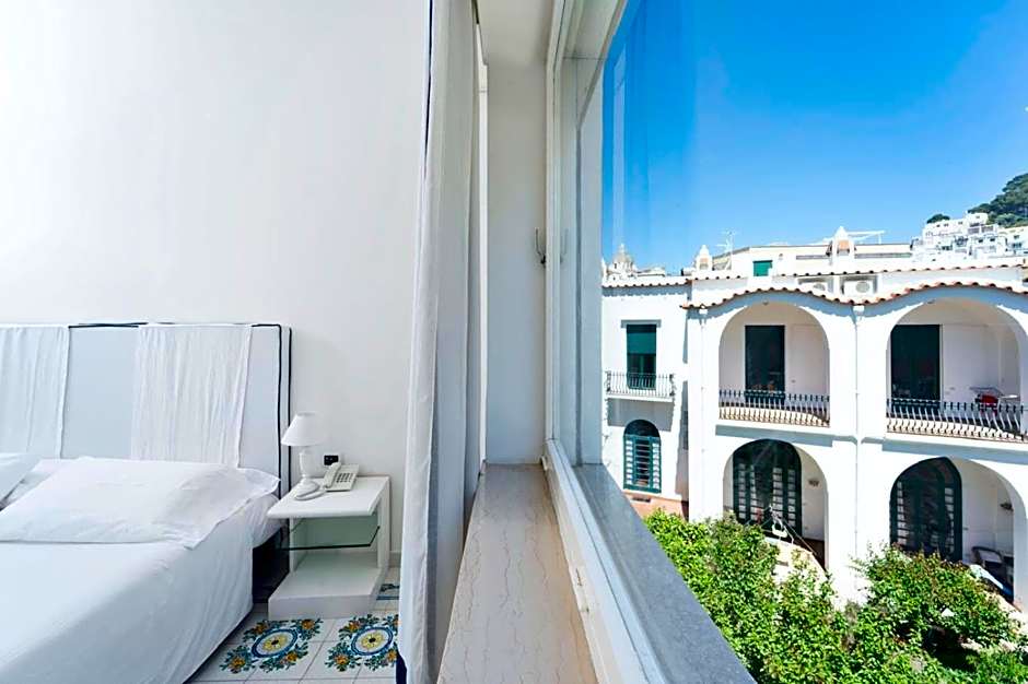 Regina Cristina Hotel