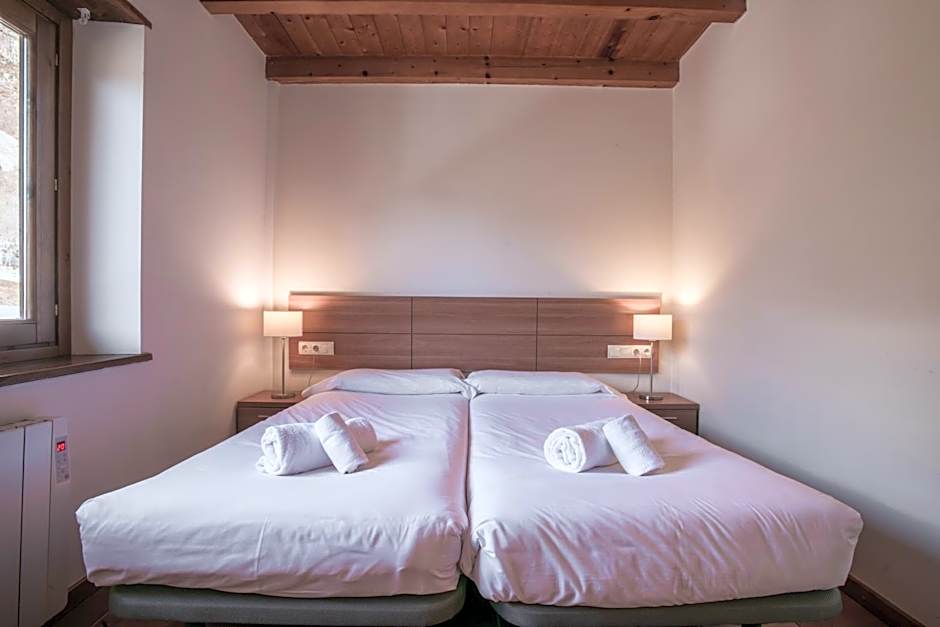 Apartamentos SNO Mont Romies Unhola