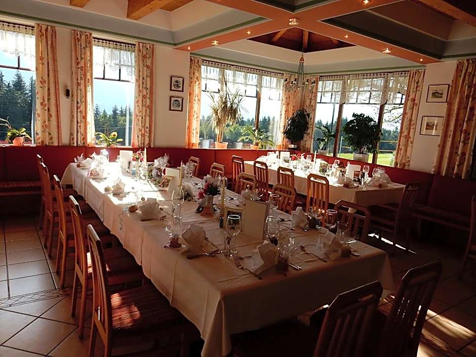 Hotel Landhof Simeter GMBH