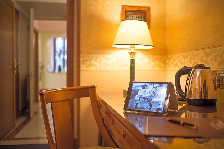 Strozzi Palace Hotel