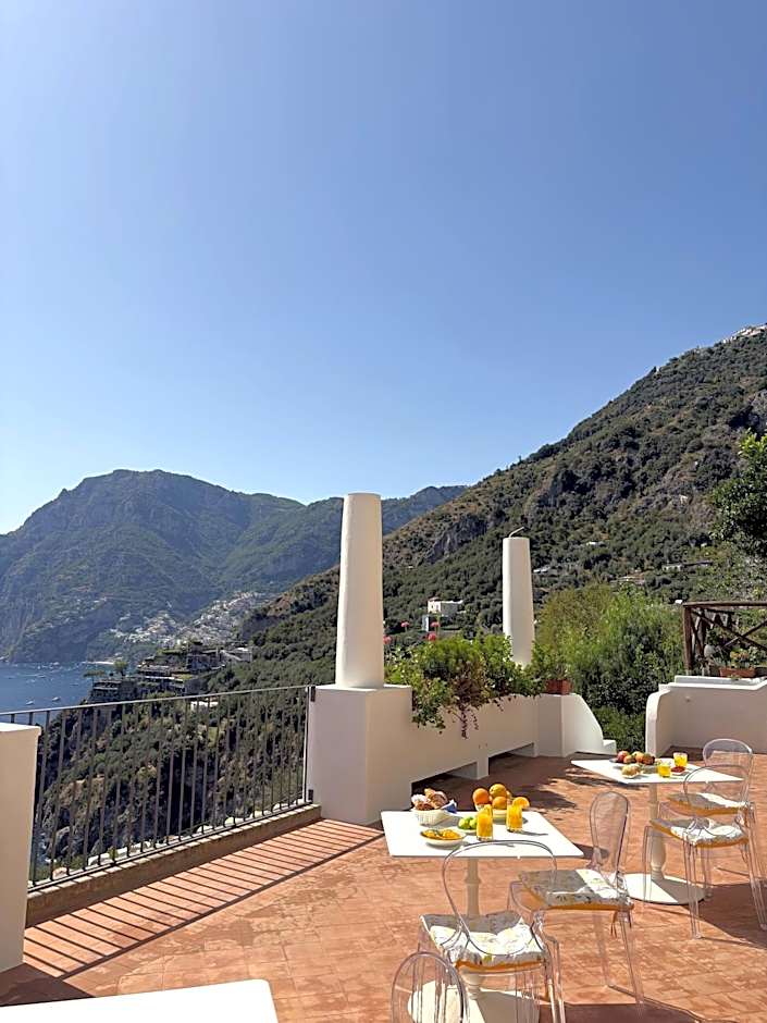 Villa Santa Chiara Positano Suites