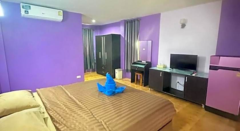 Lanta Bee Garden Bungalows