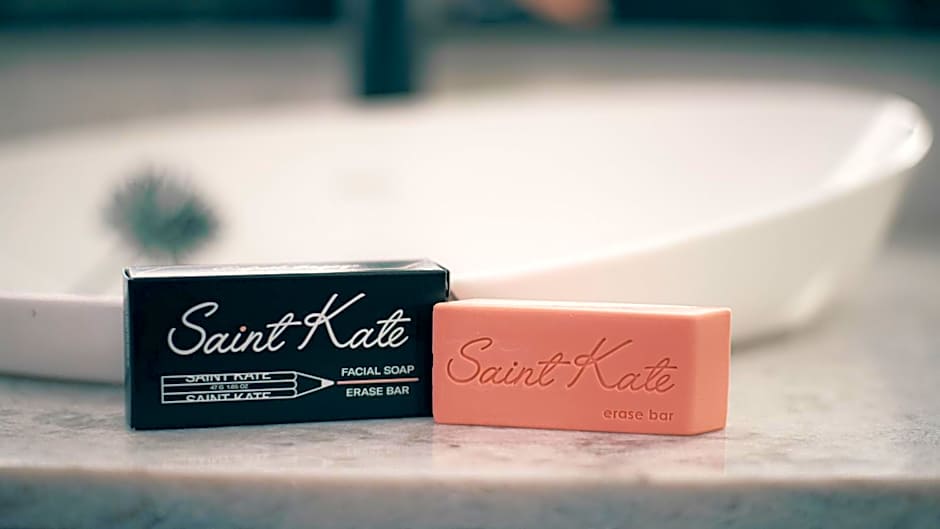 Saint Kate - The Arts Hotel