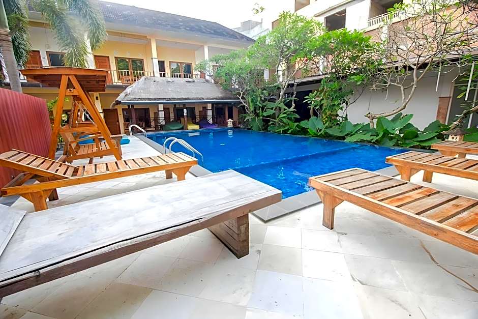 Central Inn Senggigi