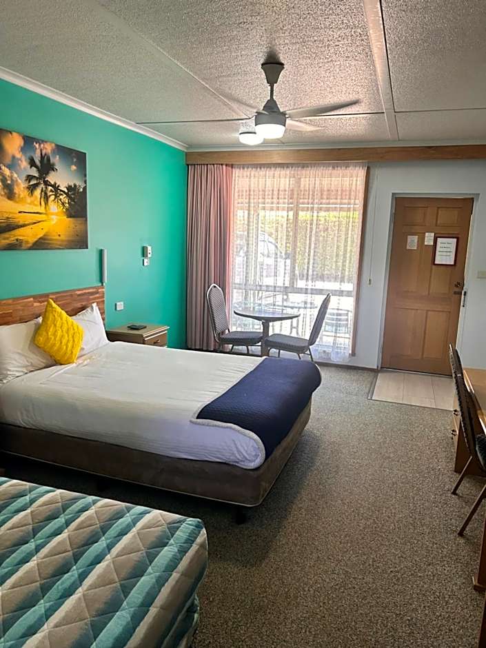 Acacia Rose Motor Inn