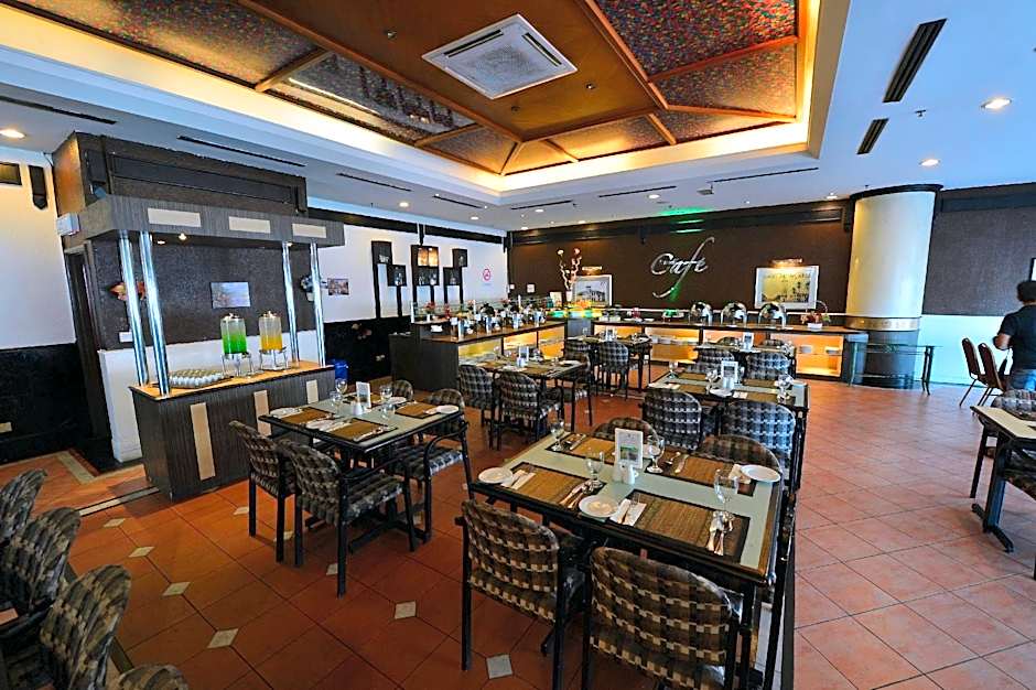Emerald Puteri Hotel
