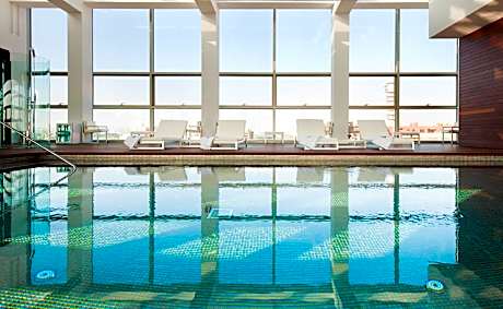 Hotel Reina Petronila