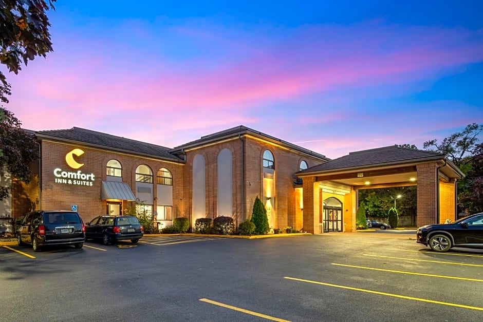 Comfort Inn & Suites Mundelein-Vernon Hills