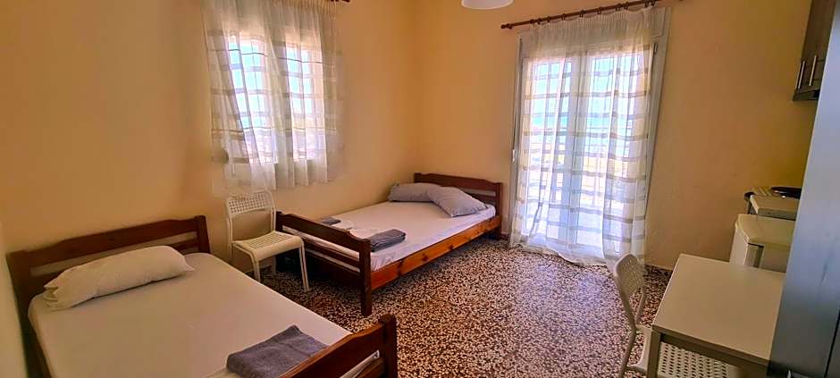 Veranda Rooms to Let