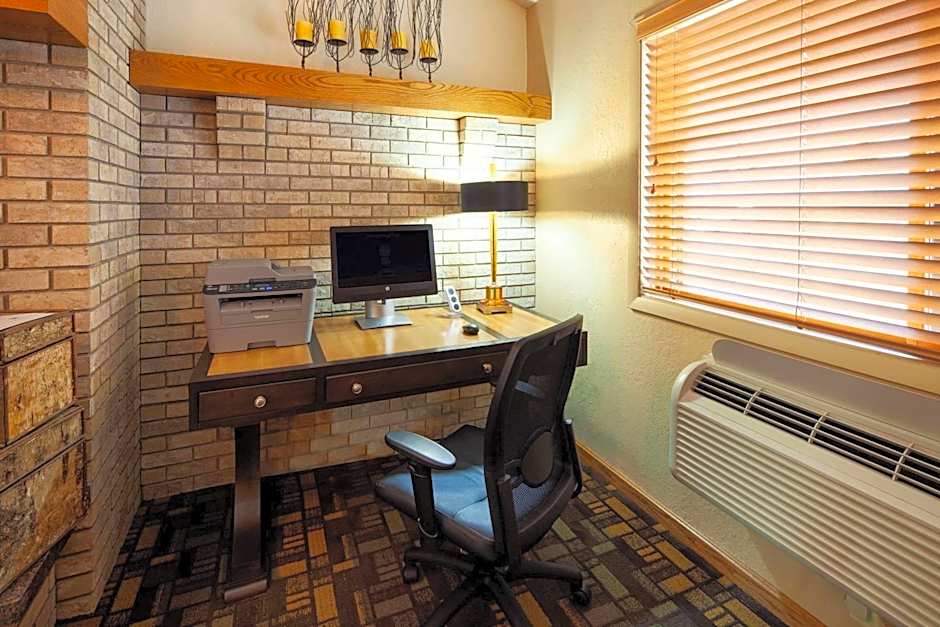 AmericInn by Wyndham Ironwood