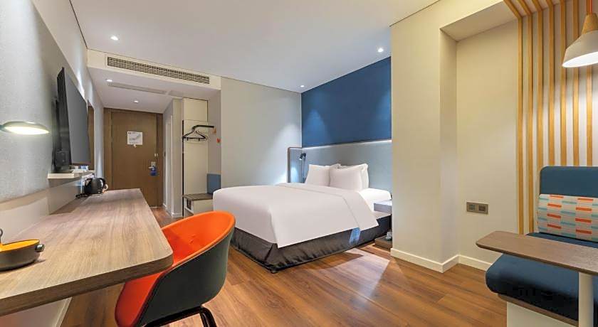 Holiday Inn Express Yichang Riverside By IHG