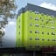 SR Hotel