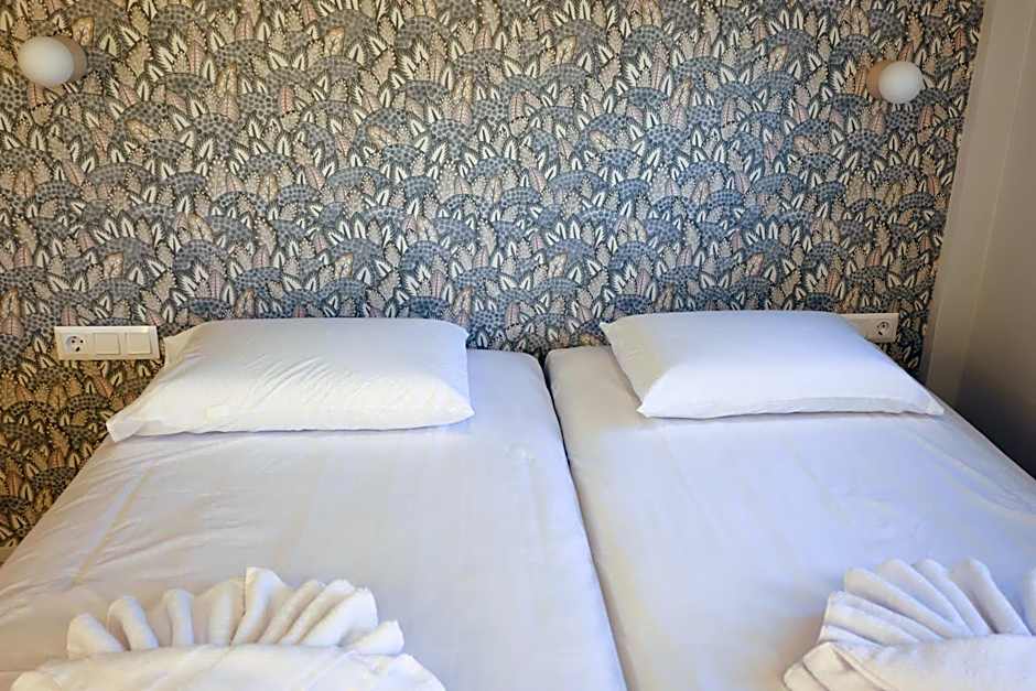 Uphill Unique Boutique Suites