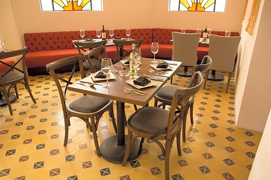 Ikonik Hotel Puebla