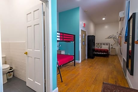 Triple Room with Private Bathroom