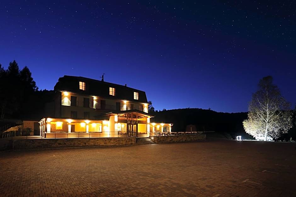 Hotel Ostrov