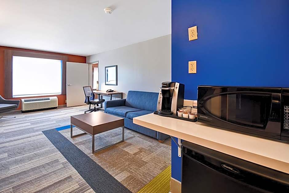 Holiday Inn Express & Suites Schererville By IHG