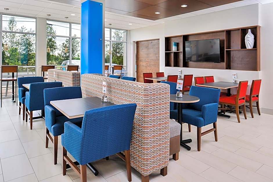 Holiday Inn Express & Suites - Siloam Springs By IHG