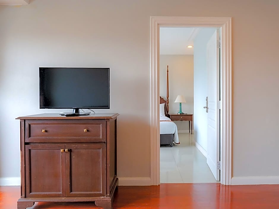 Photo 1 of 18 of Family 2 Bedroom Suite