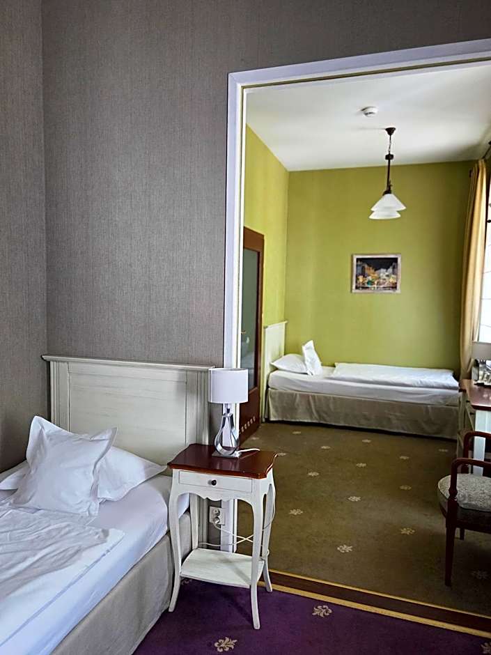 Versant Hotel & Spa