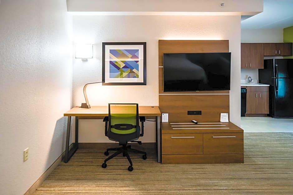 Holiday Inn Express & Suites Knoxville - Farragut by IHG