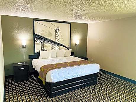 King Room- Non-Smoking