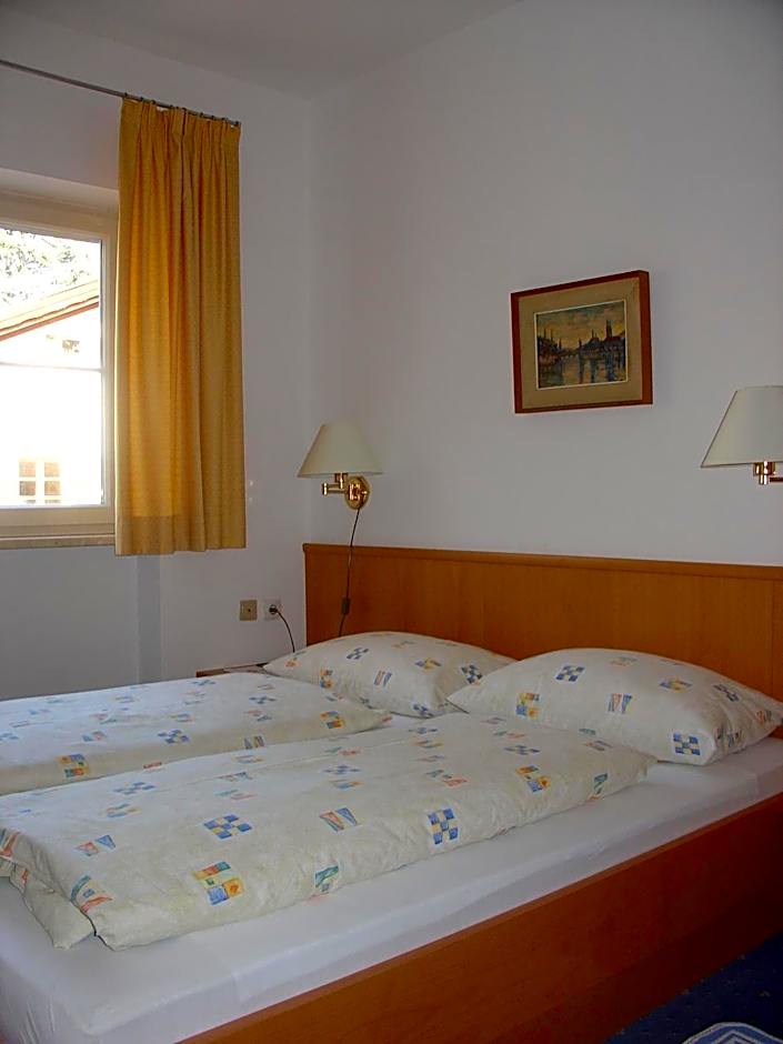 Apartments Villa Majense