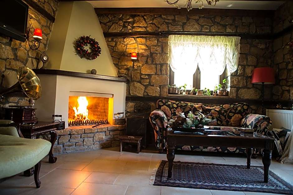 Archontiko Emmanouilidi Suites