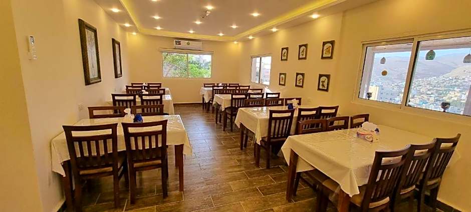 Beit Alshabaan Inn