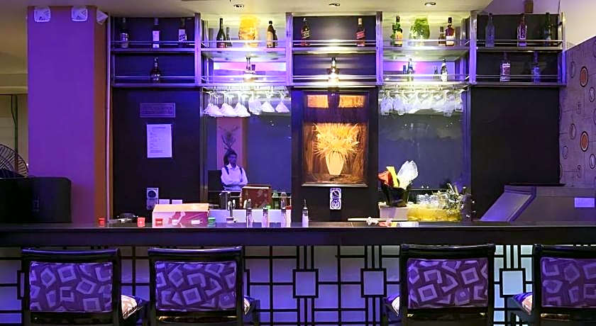 Hotel Signature Grand