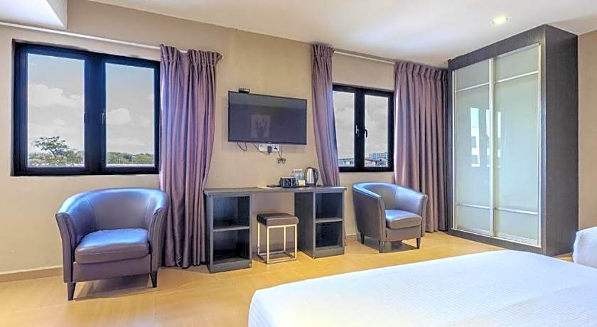 Gl Hotel