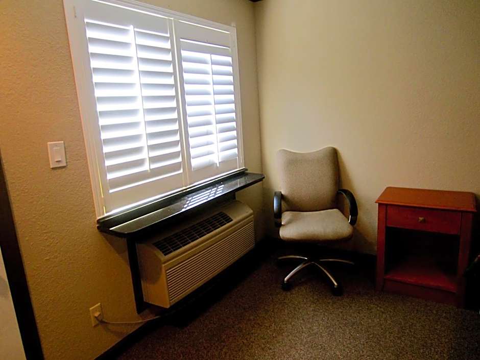 Deluxe Inn Redwood City