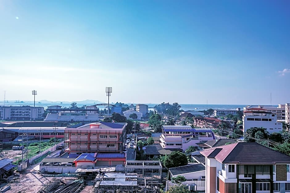 Kanavera Sriracha Hotel & Serviced Apartment