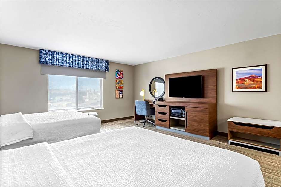 Hampton Inn By Hilton & Suites Farmington