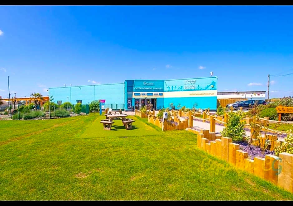 Y1 - Camber Sands Holiday Park - Sleeps 6