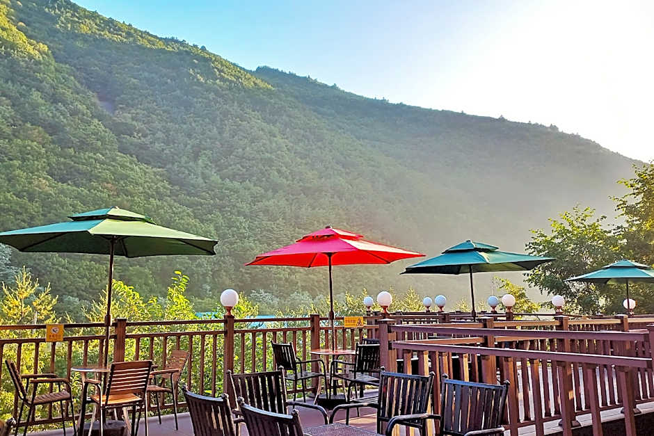 Taebaek Hotel