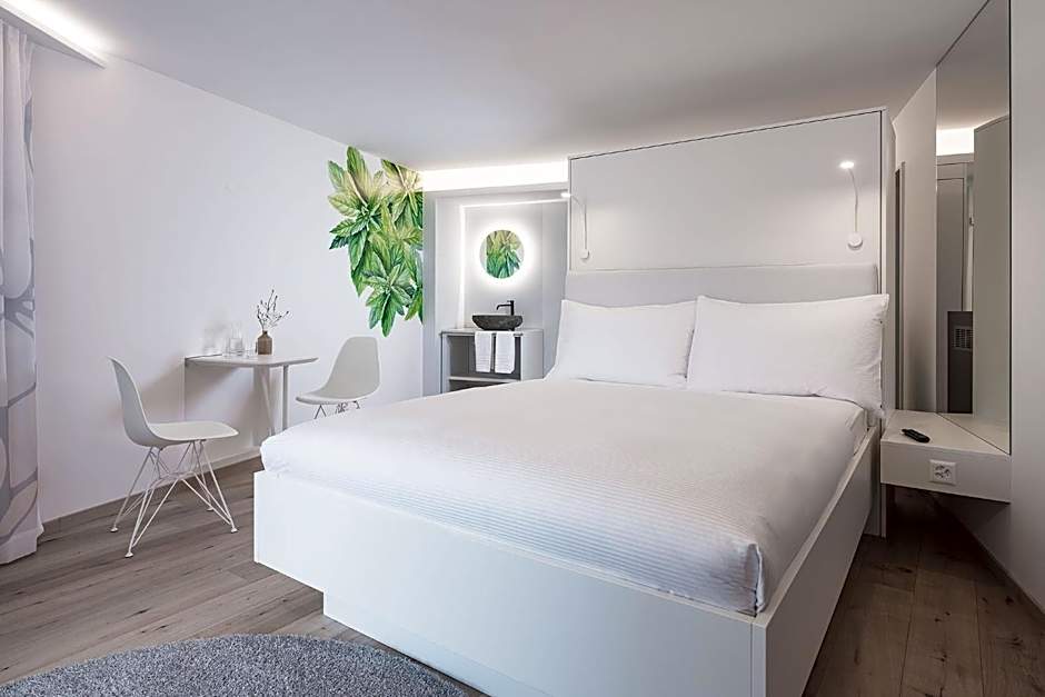 Neuro Campus Hotel