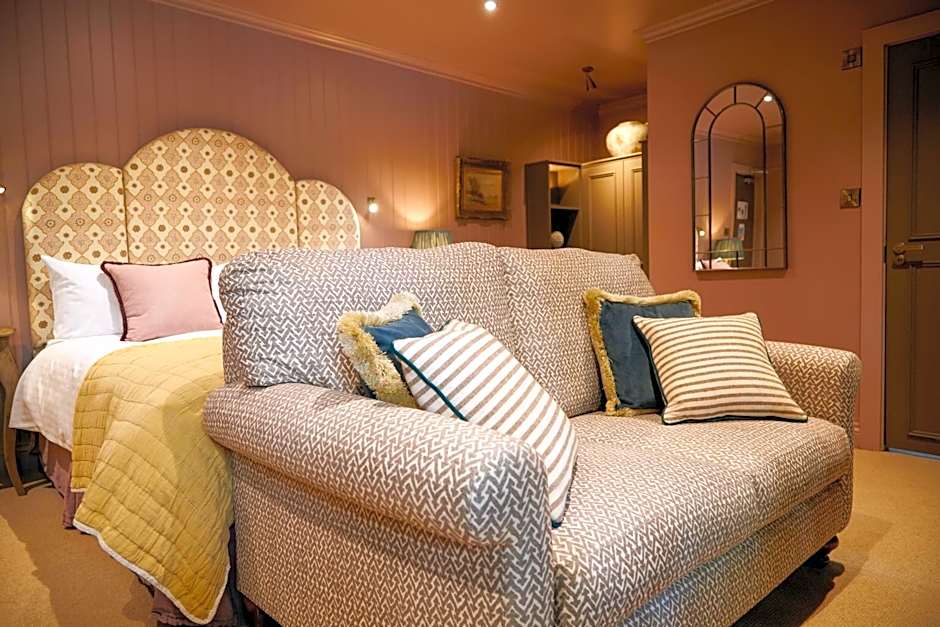 Stone House Hotel