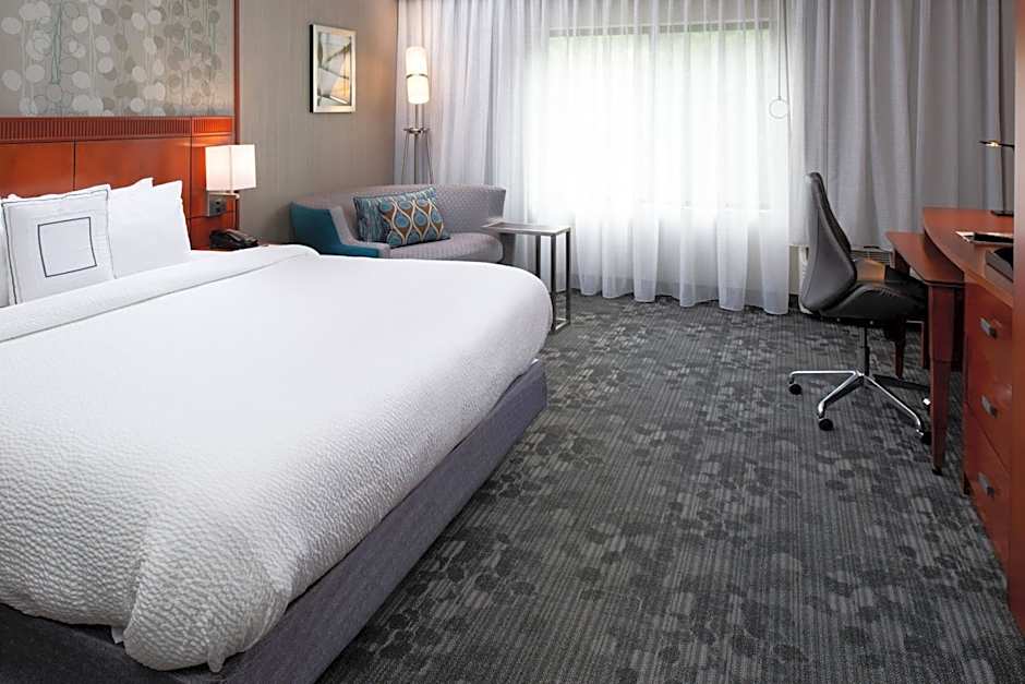 Courtyard by Marriott High Point