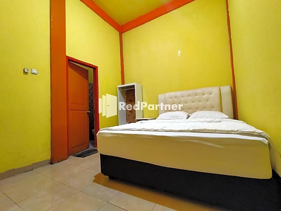 Hotel Hing Amimah near Bau Bau Port RedPartner